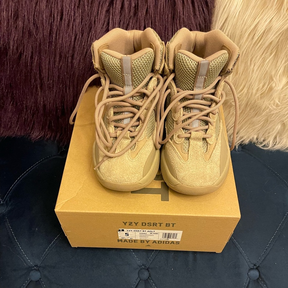 Dessert Yeezy boots